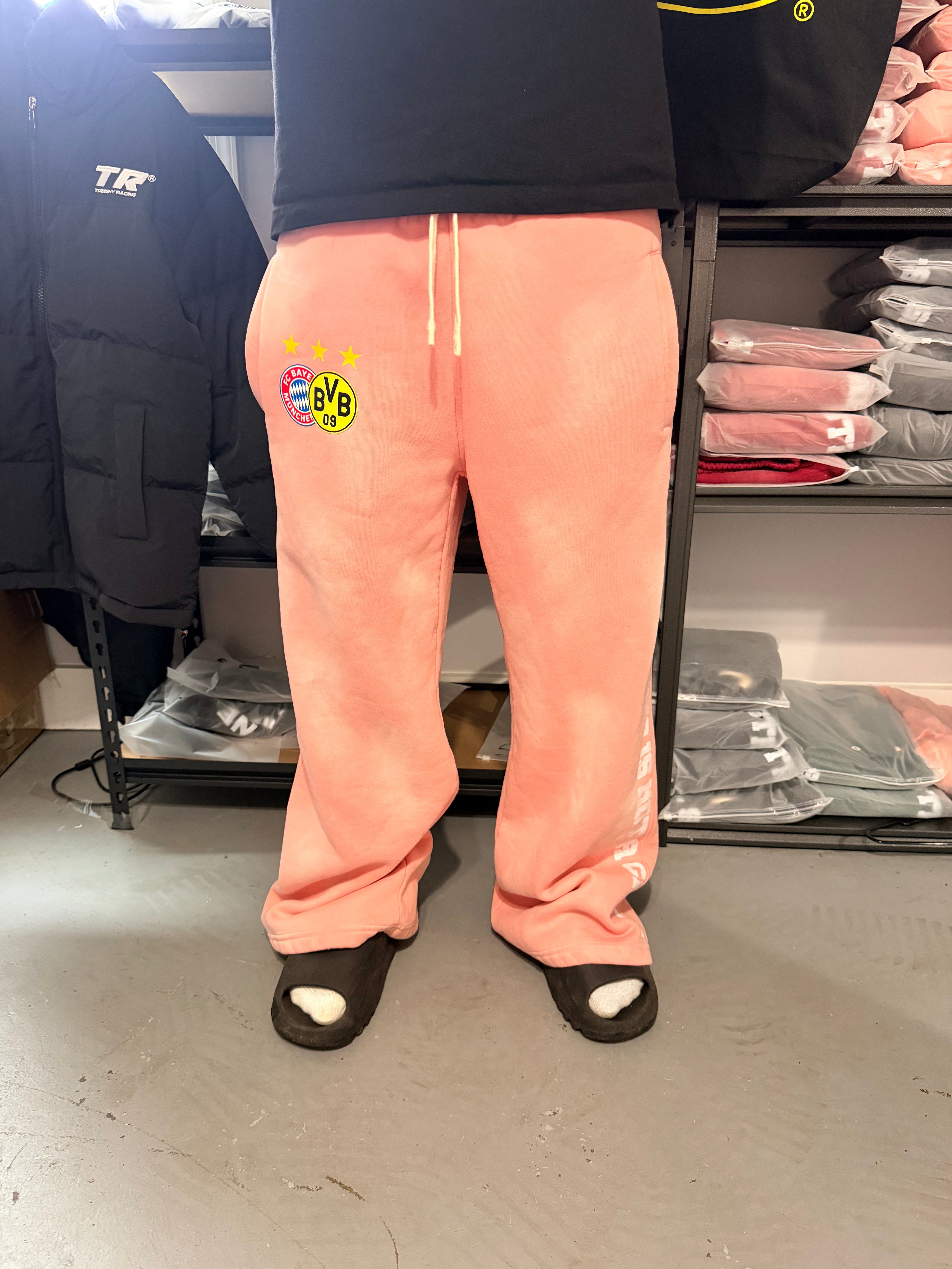 PINK BUNDESLIGA SWEATS
