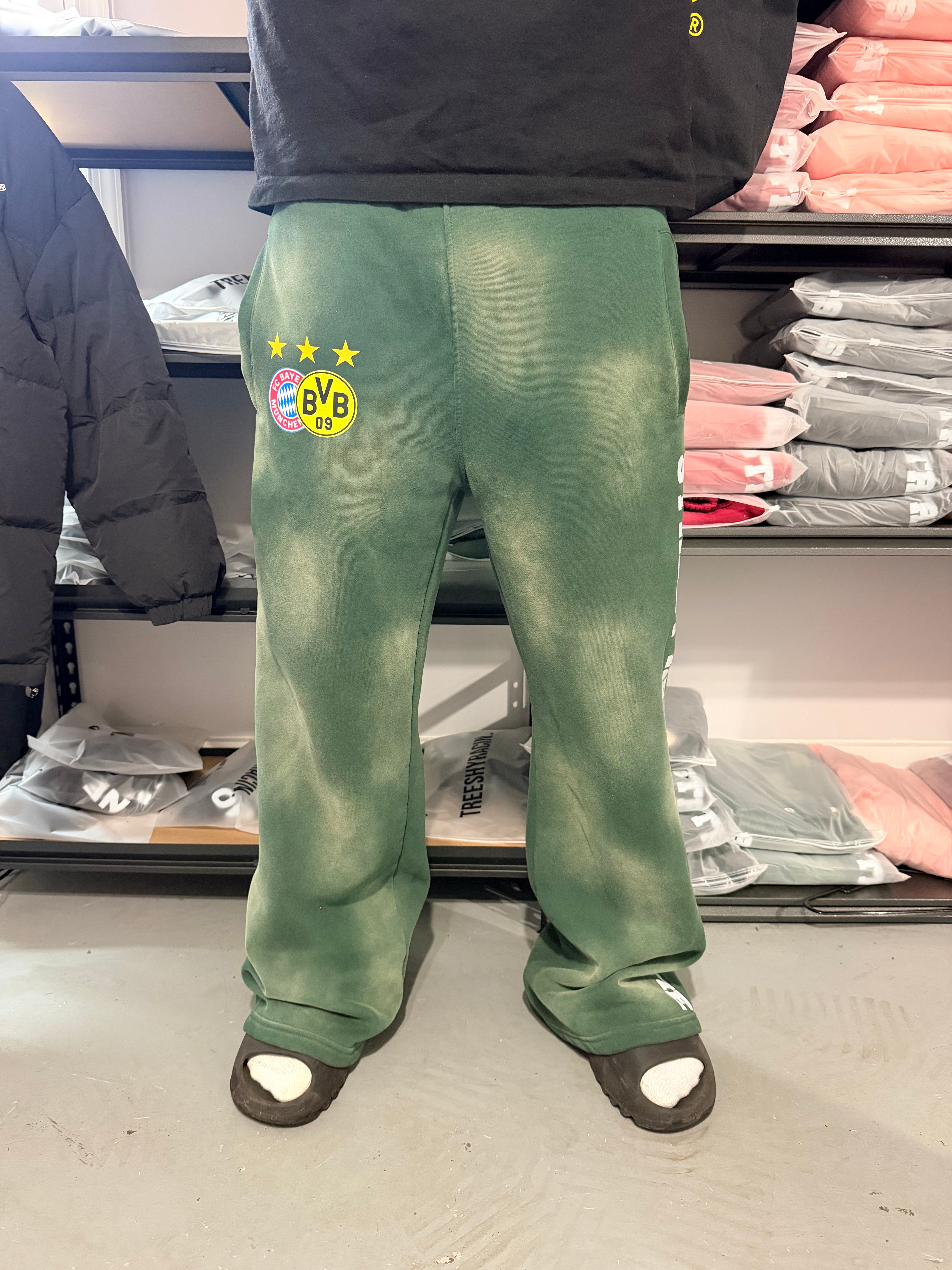 GREEN BUNDESLIGA SWEATS