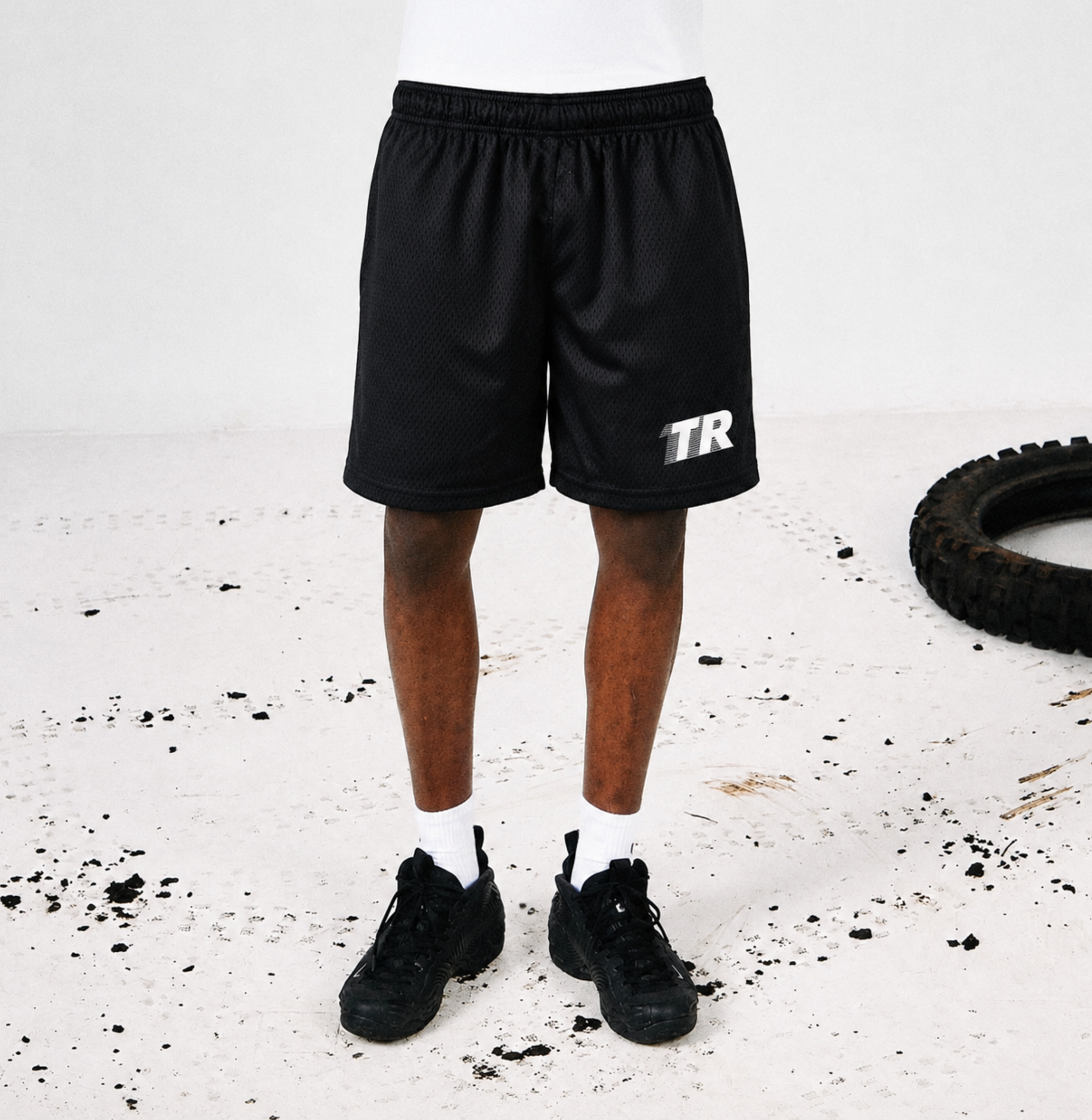TR MESH SHORTS